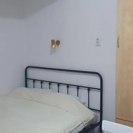 Elian Apartman